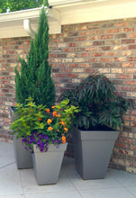 Load image into Gallery viewer, Geo Classic Tapered Planter